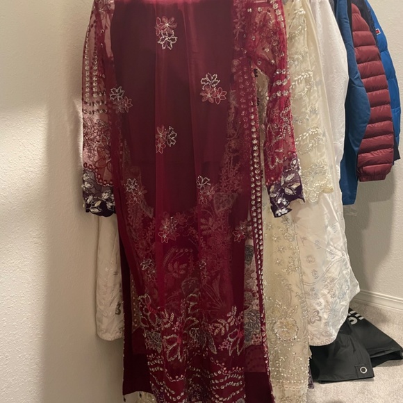 Republic womenswear (Un Oillet) from Claire de lune wedding collection - Picture 4 of 9